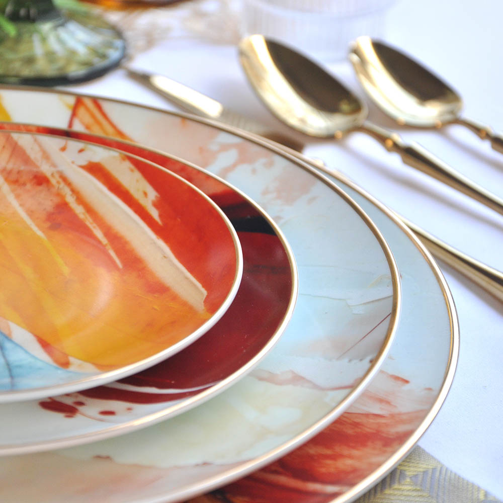 Colorful Ceramics Bone China Dinner Plate Set