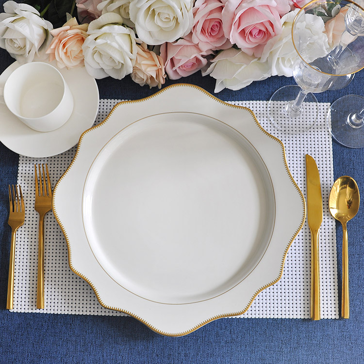 Sharp Tines Gold Rim Porcelain Dining Set 