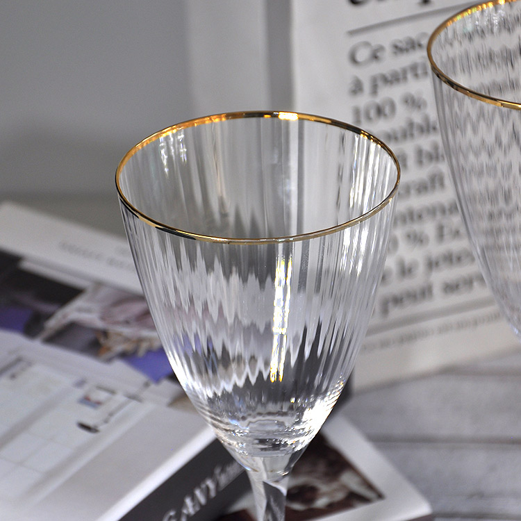 Gold Rim V Shaped Ripple Wine Glasses