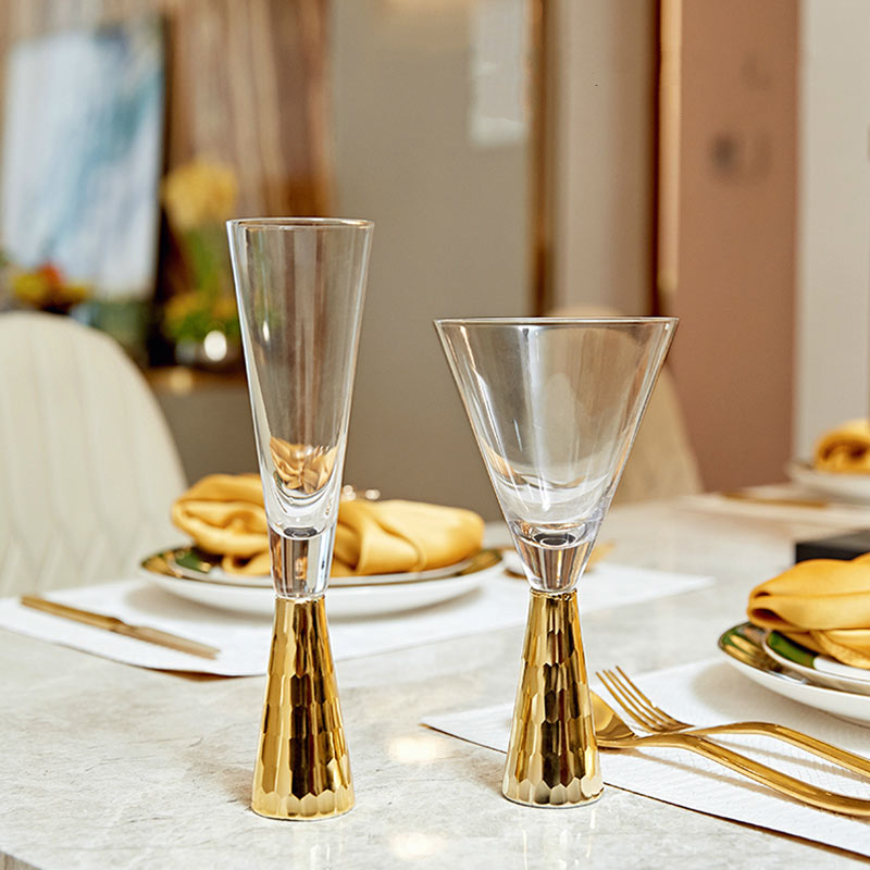 Thick stemmed champagne clearance glasses