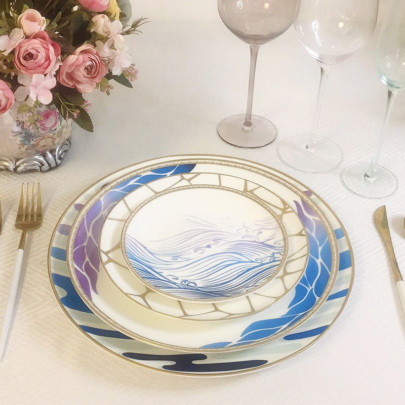 Light Blue Dinner Plate Set