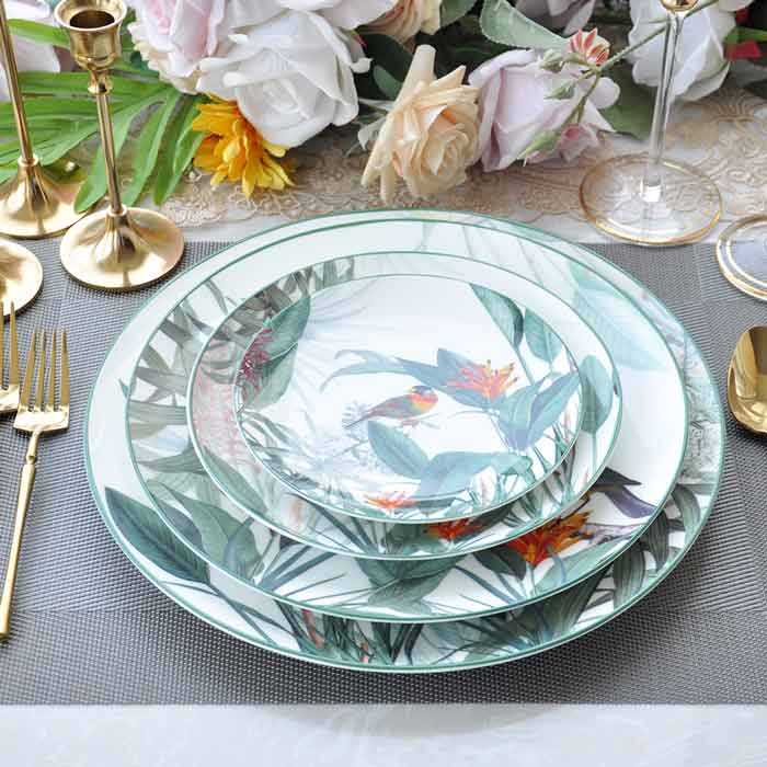 Green Leaf Bird Dinnerware Set