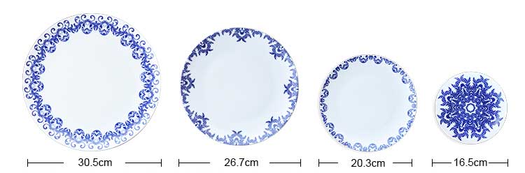 blue and white snowflake patterned dinner plate set