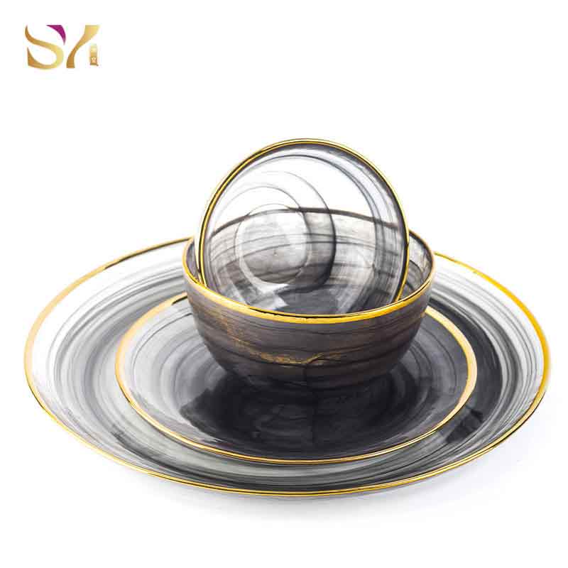 Swirl Glass Service Plate And Bowls Set