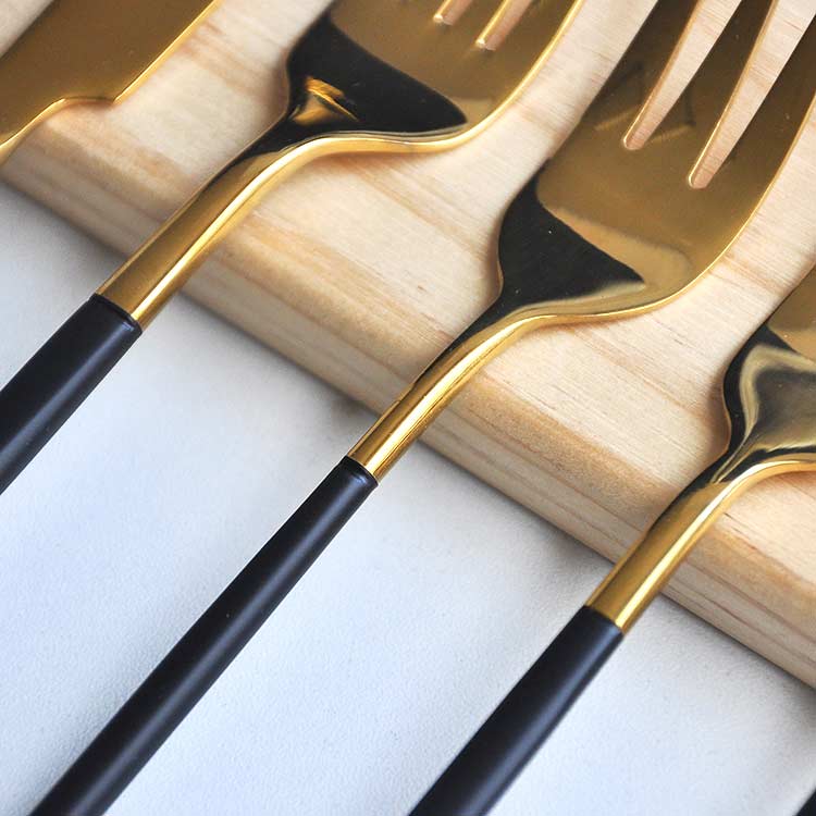 Black And Gold Cutlery Set