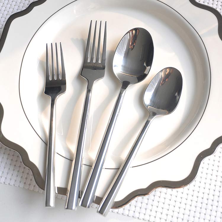 Silver Flatware Cutlery Set