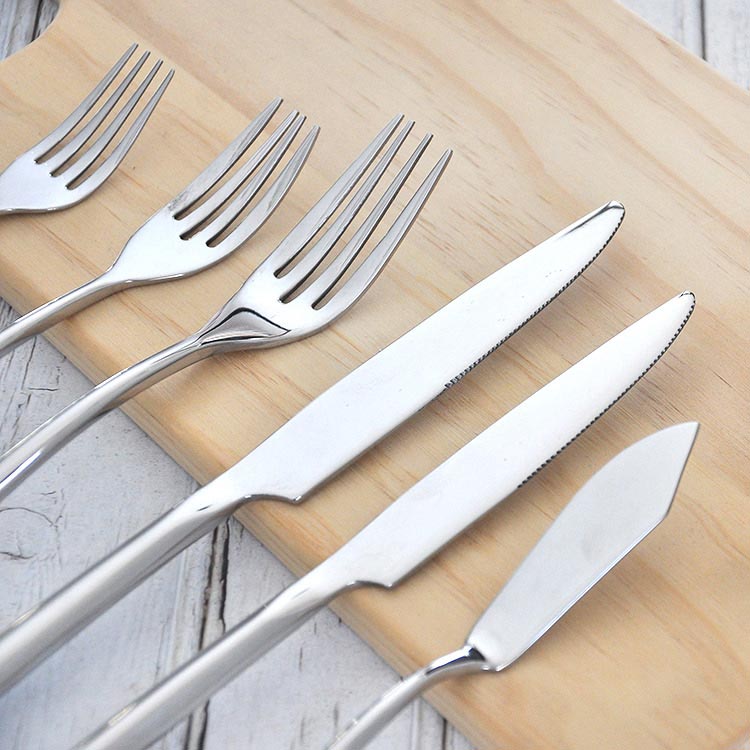 Bias-Cut Bases Silverware Cutlery Set