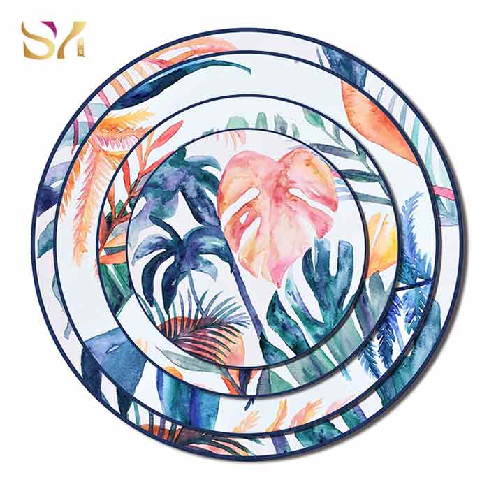 Tropical Leaf Pattern Plates Set