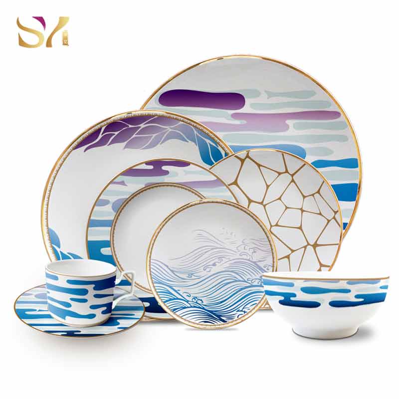 Light Blue Dinner Plate Set