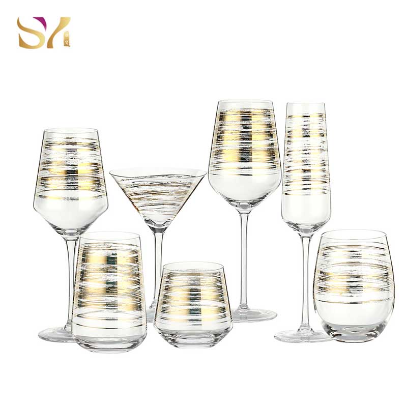 Hotel Company Gold Wine Glass Set