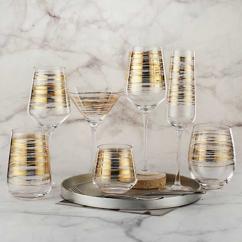 Hotel Company Gold Wine Glass Set