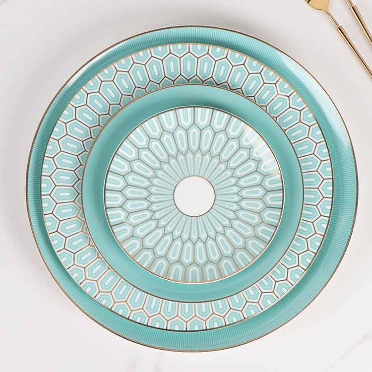 Light Green Strip Dinner Plates Set