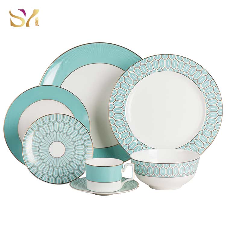 Light Green Strip Dinner Plates Set