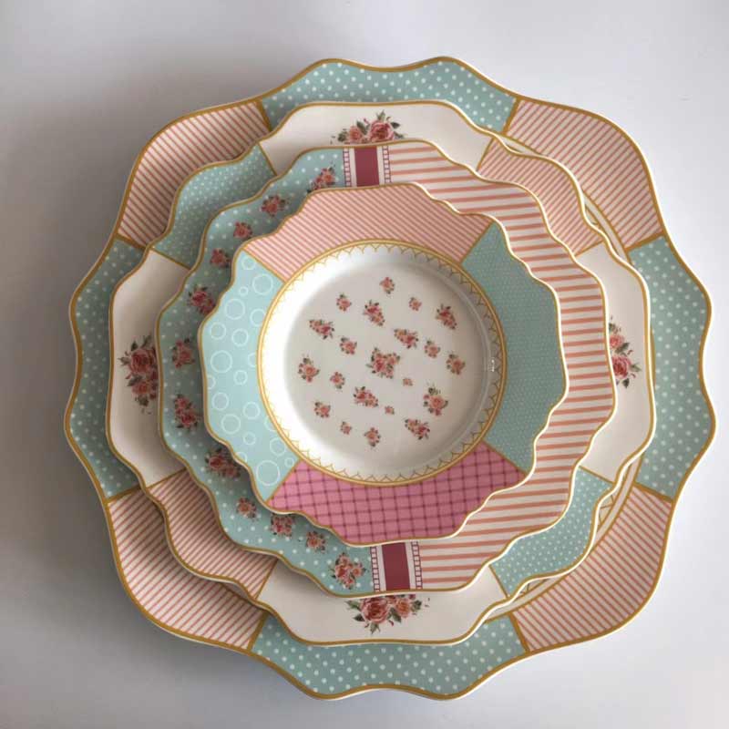 Pink Flower Dinner Plate Set