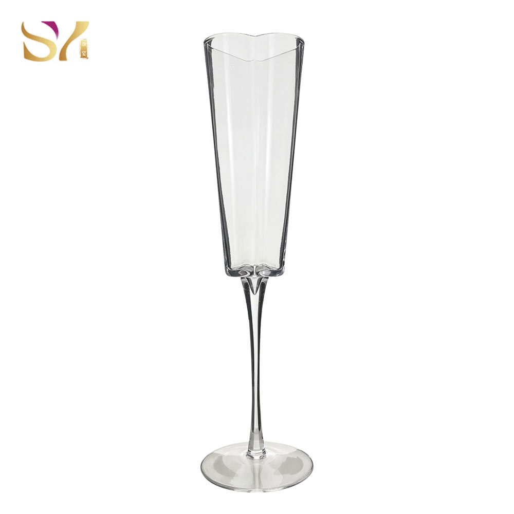 Love Heart Shaped Glass Champagne Flutes