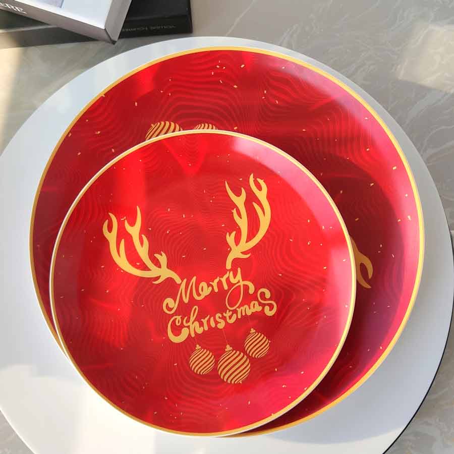 Red Christmas Dinner Dishes Set