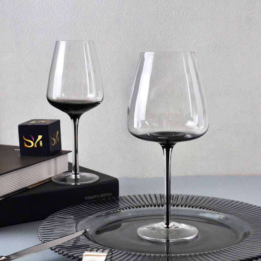 Black Stem Glassware Set